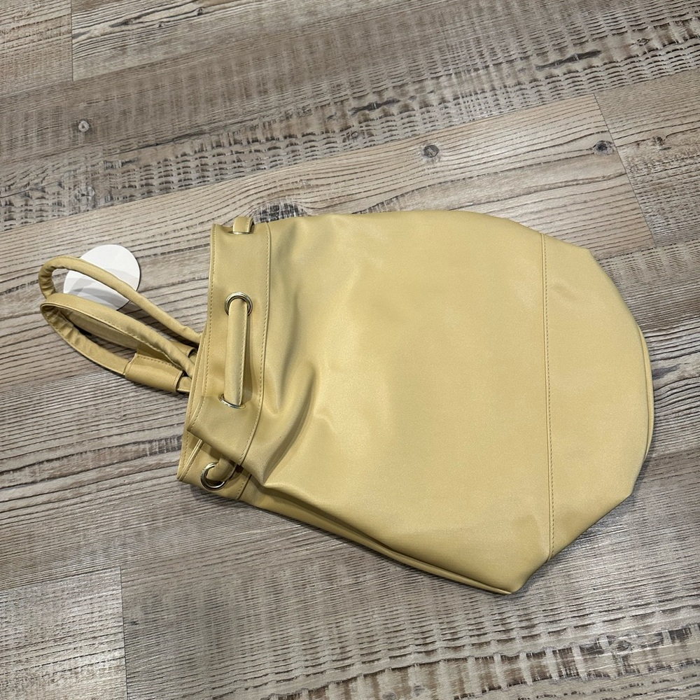 Elegant Tan Women's Bag